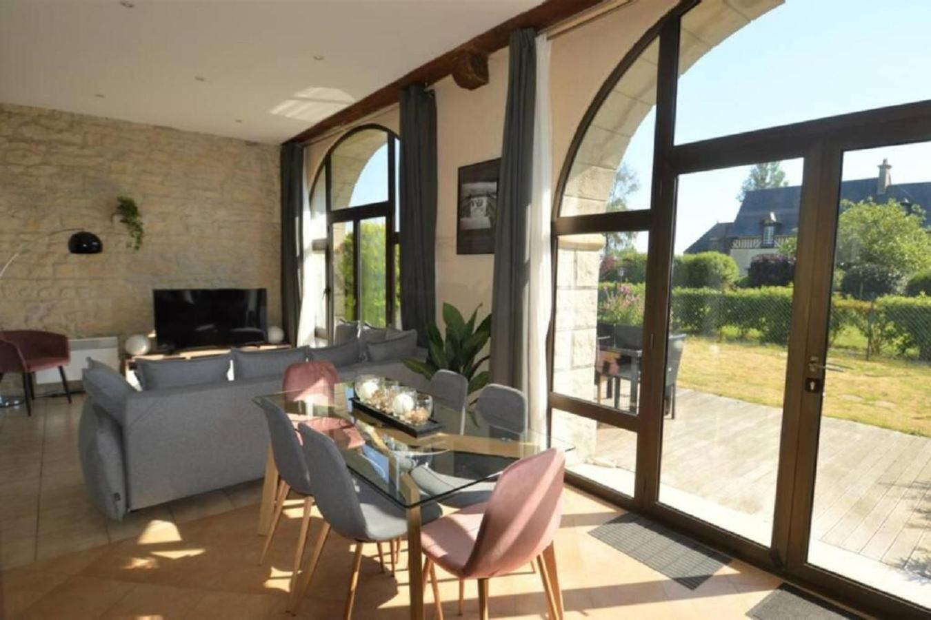 Appartement Lumineux Et Cosy Avec Jardin Vue Sur Chateau Pres Port En Bessin, Bayeux Et Omaha *